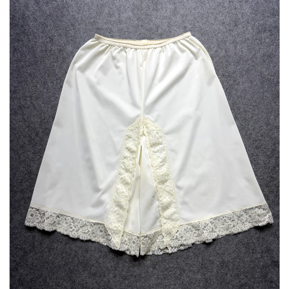 Vintage Seamprufe Bloomers Womens Medium Cream Nylon Lace Culotte Lingerie USA